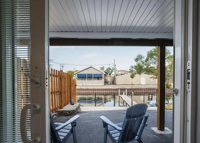 Casa de férias Harbor Clubhouse 3Bed 3Bath Modern Waterfront With Hot Tub And Pet Friendly