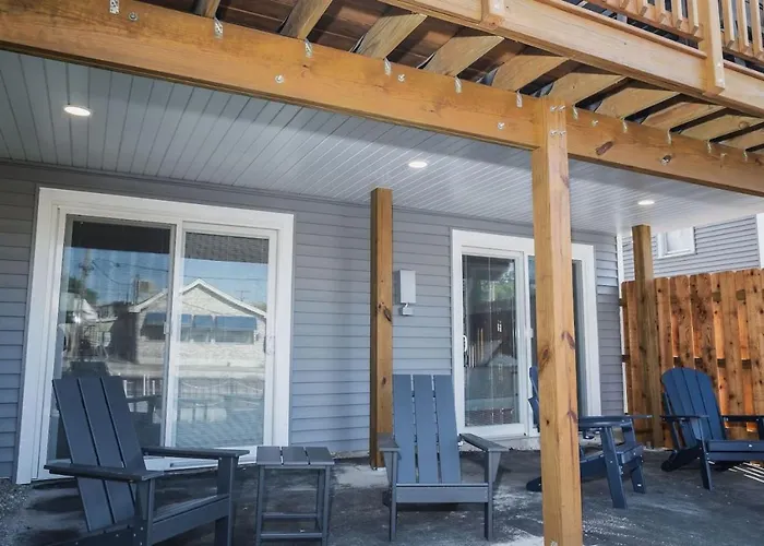 Casa de férias Harbor Clubhouse 3Bed 3Bath Modern Waterfront With Hot Tub And Pet Friendly *