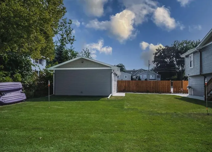 Harbor Clubhouse 3Bed 3Bath Modern Waterfront With Hot Tub And Pet Friendly Fox Lake