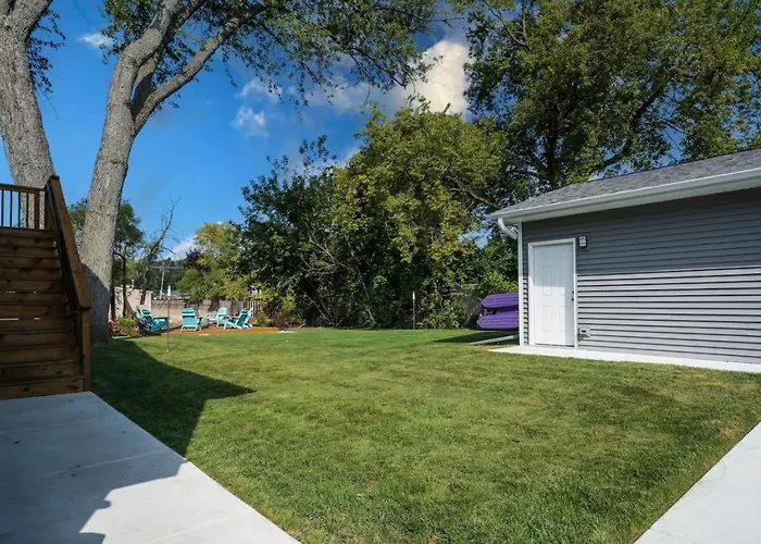 Harbor Clubhouse 3Bed 3Bath Modern Waterfront With Hot Tub And Pet Friendly *