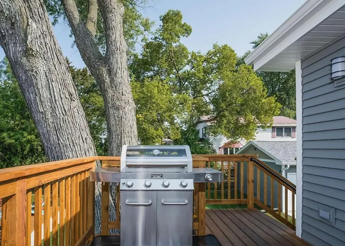 Harbor Clubhouse 3Bed 3Bath Modern Waterfront With Hot Tub And Pet Friendly Casa de férias *