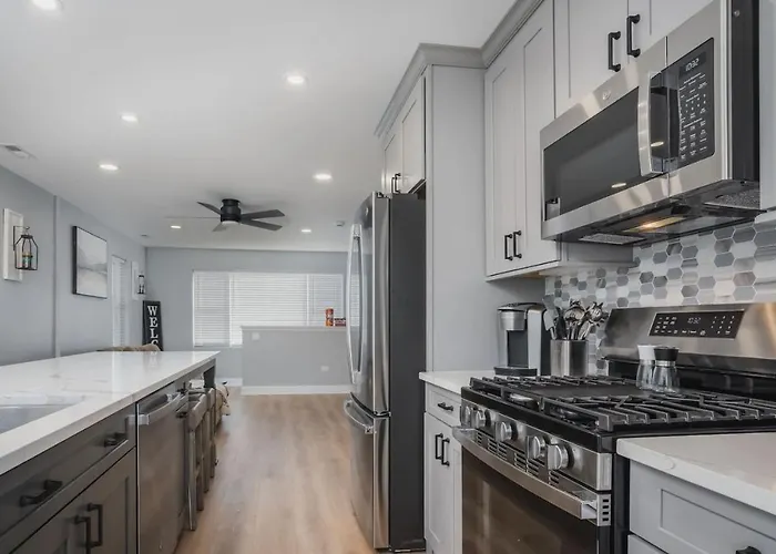 Harbor Clubhouse 3Bed 3Bath Modern Waterfront With Hot Tub And Pet Friendly Casa de férias